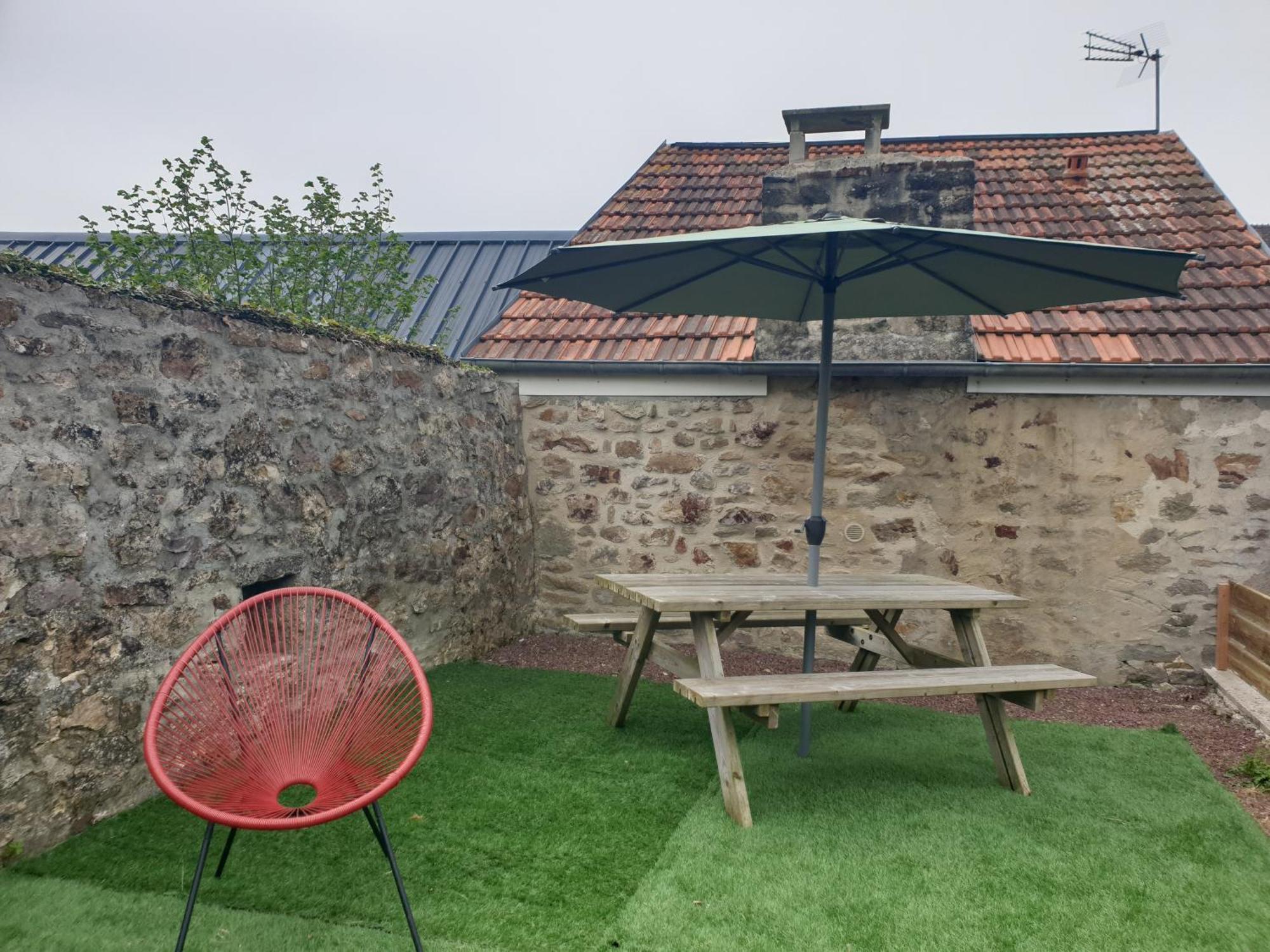 Gite Proche De Sainte Mere Eglise Montebourg Exterior photo